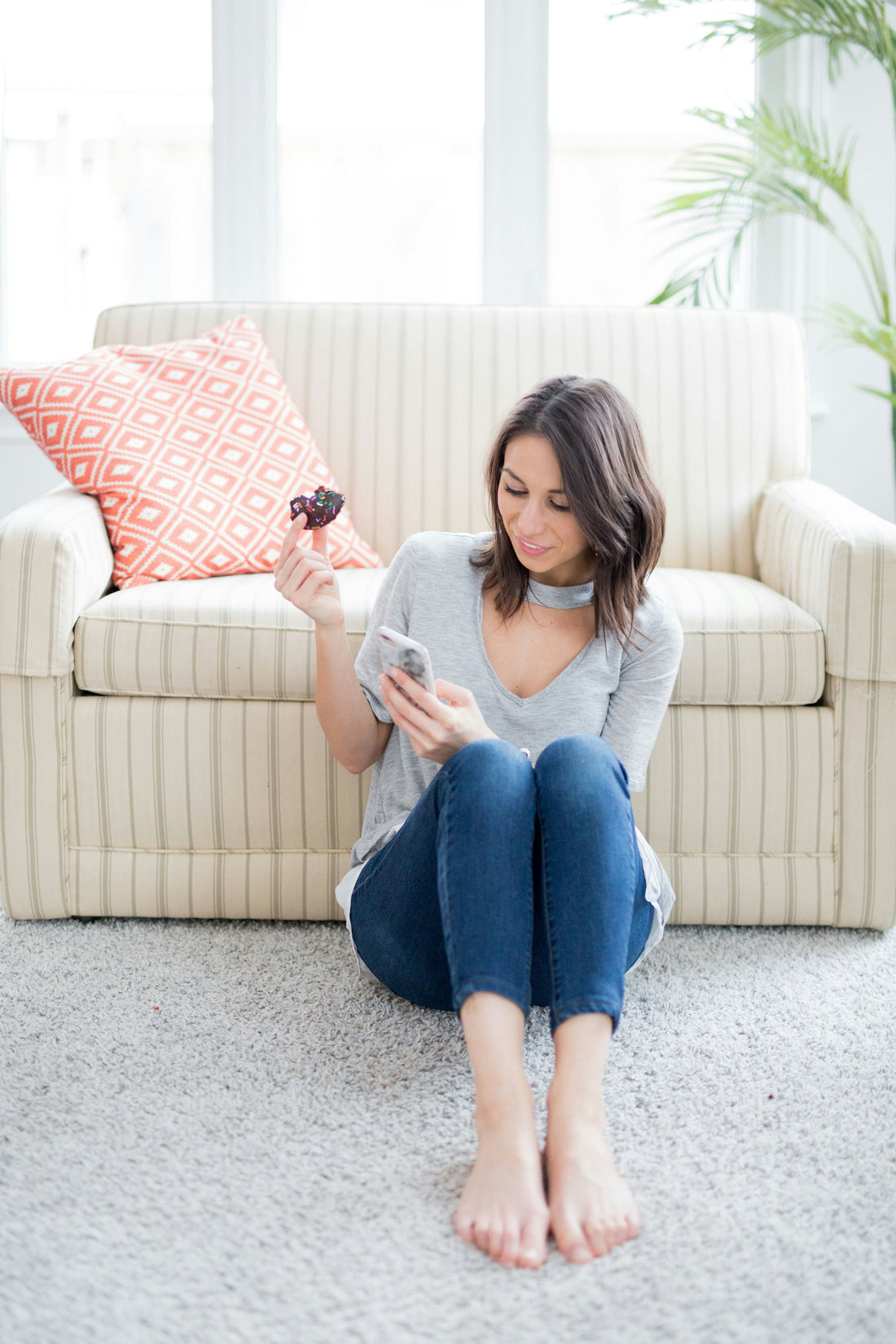 Top Tips for Upholstery Cleaning and Stain Removal - Izyclean