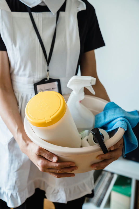 Proč je odstraňování pachů klíčové pro úklidové služby? - Izyclean